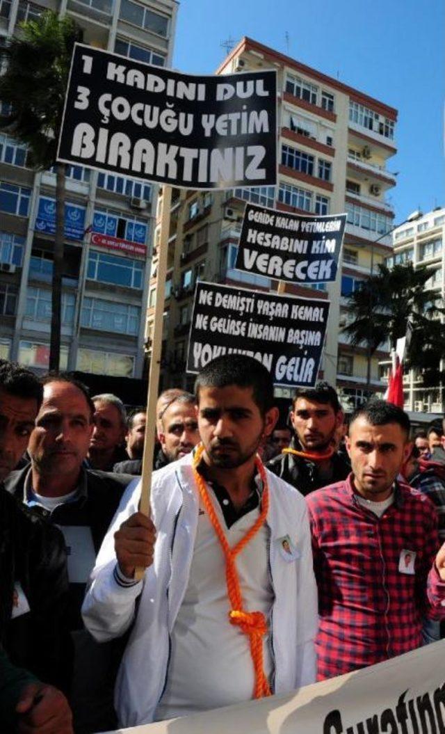 Seyyar Satıcılardan Belediye &Ouml;n&uuml;nde Tabutlu Eylem 2