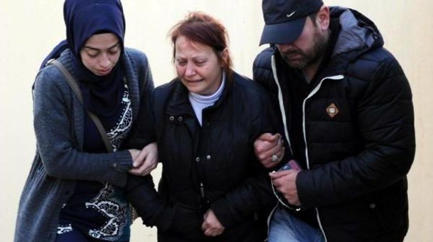 Yardım &Ccedil;ığlığı Atan Sevgilisini Başından Ve Kalbinden Vurdu (2)