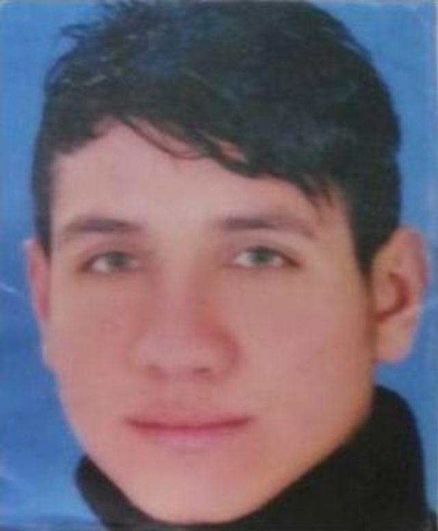 T&uuml;feği Temizlerken Yengesini &Ouml;ld&uuml;rd&uuml; 1