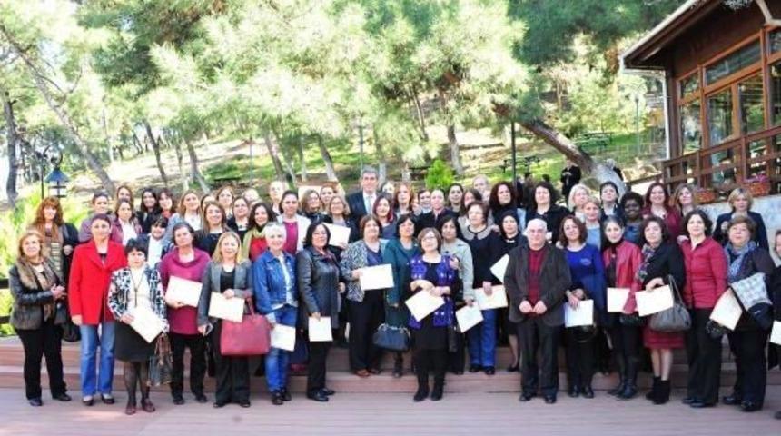 Bal&ccedil;ova'da Kadınlara Destek