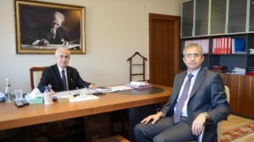 G&uuml;m&uuml;lcine Başkonsolosu Akıllı&rsquo;dan Vali Şahin&rsquo;e Ziyaret