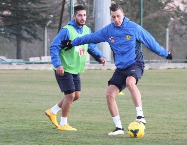 Eskişehirspor'da Bursaspor Maçının Hazırlıkları Sürüyor