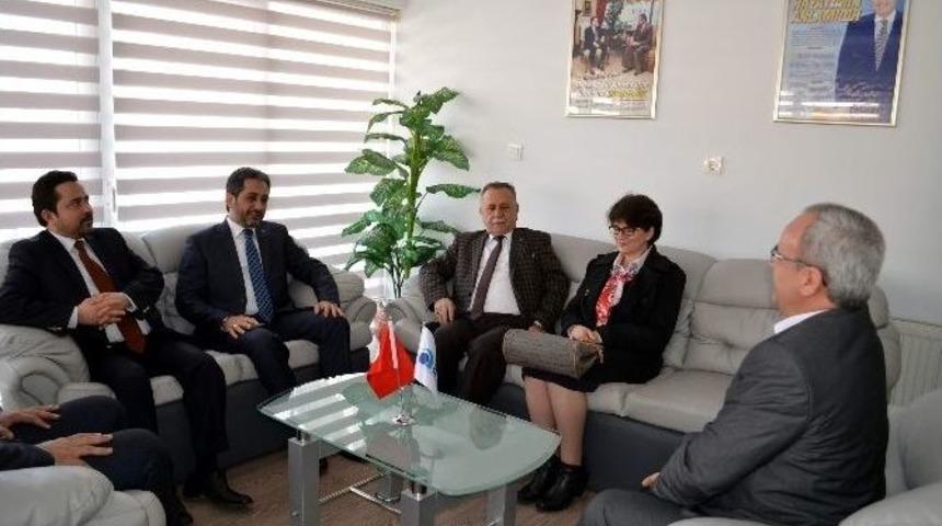 Atay&rsquo;dan İhlas Pazarlama Ve T&uuml;rkiye Gazetesi&rsquo;ne Ziyaret