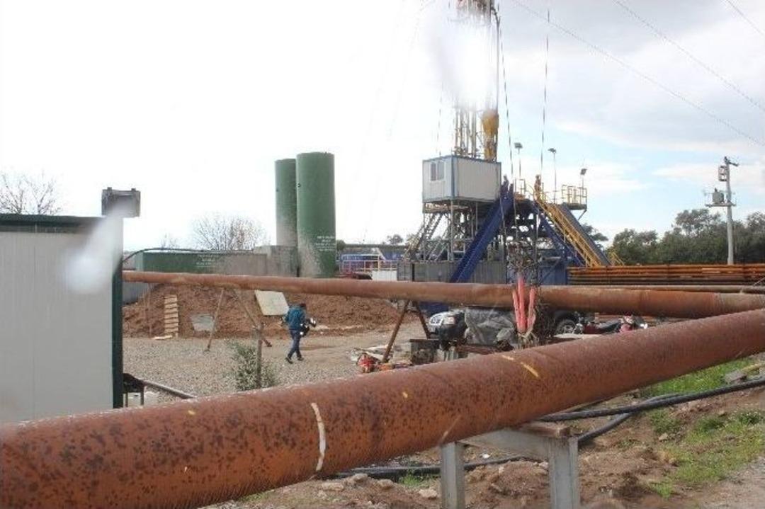 Menderes Nehri B&ouml;yle Kirletiliyor, Kimse &lsquo;dur&rsquo; Diyemiyor