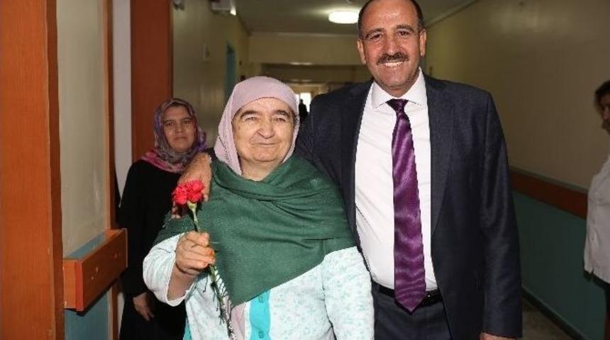 G&ouml;lbaşılı Kadınlara G&uuml;lşen Kutlu S&uuml;rprizi