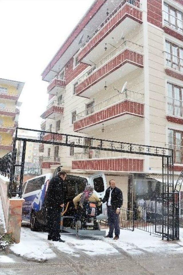Ankara B&uuml;y&uuml;kşehir&rsquo;in Asans&ouml;rl&uuml; Engelli Ara&ccedil;ları Hizmette 2