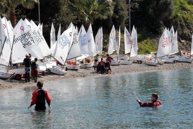 Optimistlerin Mücadelesi Başladı 1