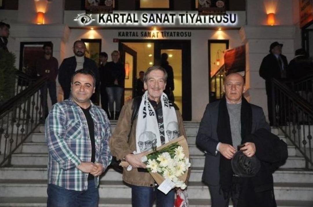 Ferhan Şensoy, Kartallı Tiyatroseverlerle Buluştu