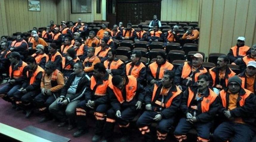 Mersin&rsquo;deki &Ccedil;&ouml;p Toplama İş&ccedil;ileri &lsquo;sertifikalı Temizlik İş&ccedil;isi&rsquo; Olacak