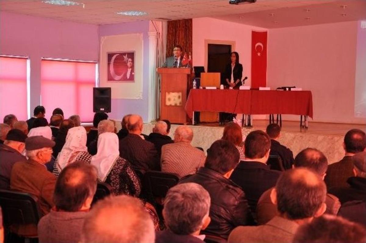 Pınarbaşı&rsquo;nda Ceviz Yetiştiriciliği Paneli D&uuml;zenlendi