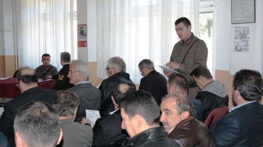 Jandarma, K&ouml;y Muhtarlarını Hırsızlık Olaylarına Karşı Bilgilendirdi