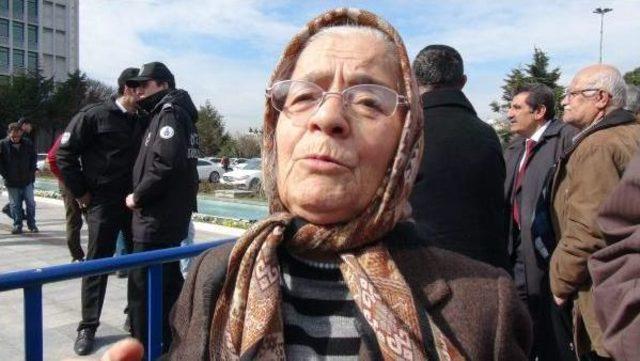 Belediye &Ouml;n&uuml;nde Tapu Protestosu 3