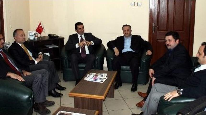 Kafkas’tan Eğitim Bir-sen’e Ziyaret