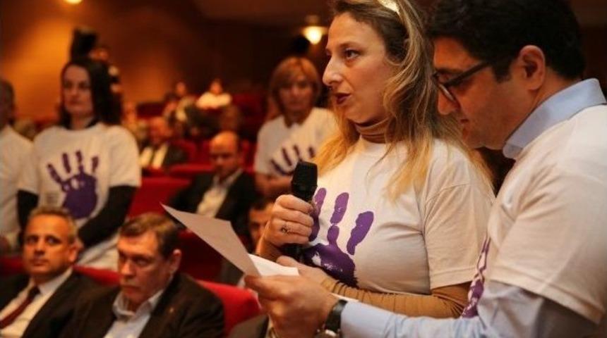 Buca Meclisi&rsquo;nden Mor Bayrak &Ouml;nergesi