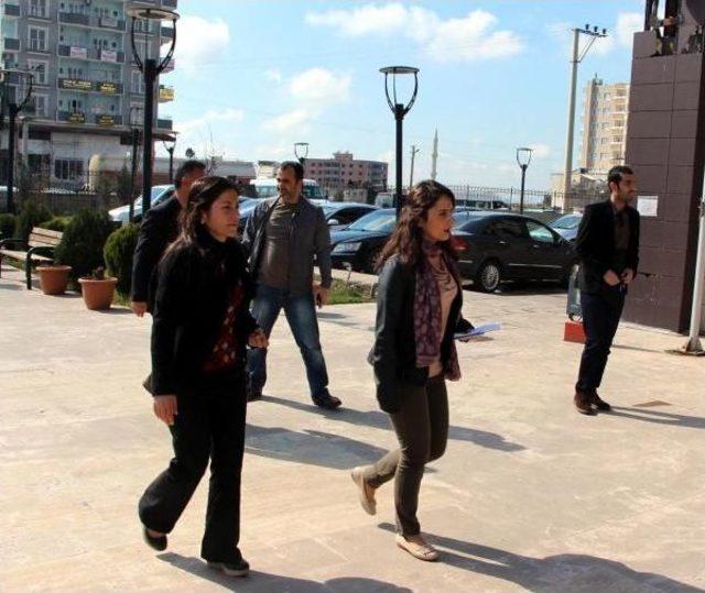 Hdp İl&ccedil;e Başkanı ndan Kimlik Sorun Polislere Su&ccedil; Duyurusu 1