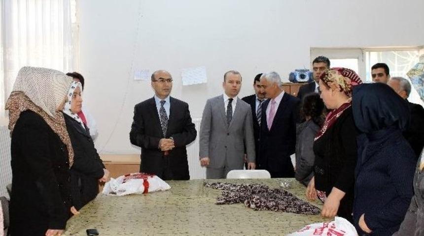 Vali Mahmut Demirtaş&rsquo;tan, &Ccedil;ocuk Gelişim Merkezi&rsquo;ne Ziyaret