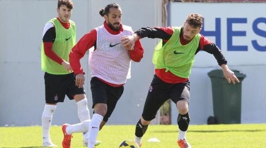 Trabzonspor Mersin İdman Yurdu Ma&ccedil;ı Hazırlıklarını S&uuml;rd&uuml;rd&uuml;