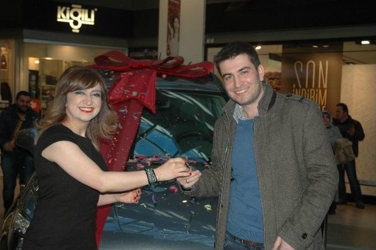 Araba Kazandı,&rdquo; Telefon Şakası&rdquo; Zannetti