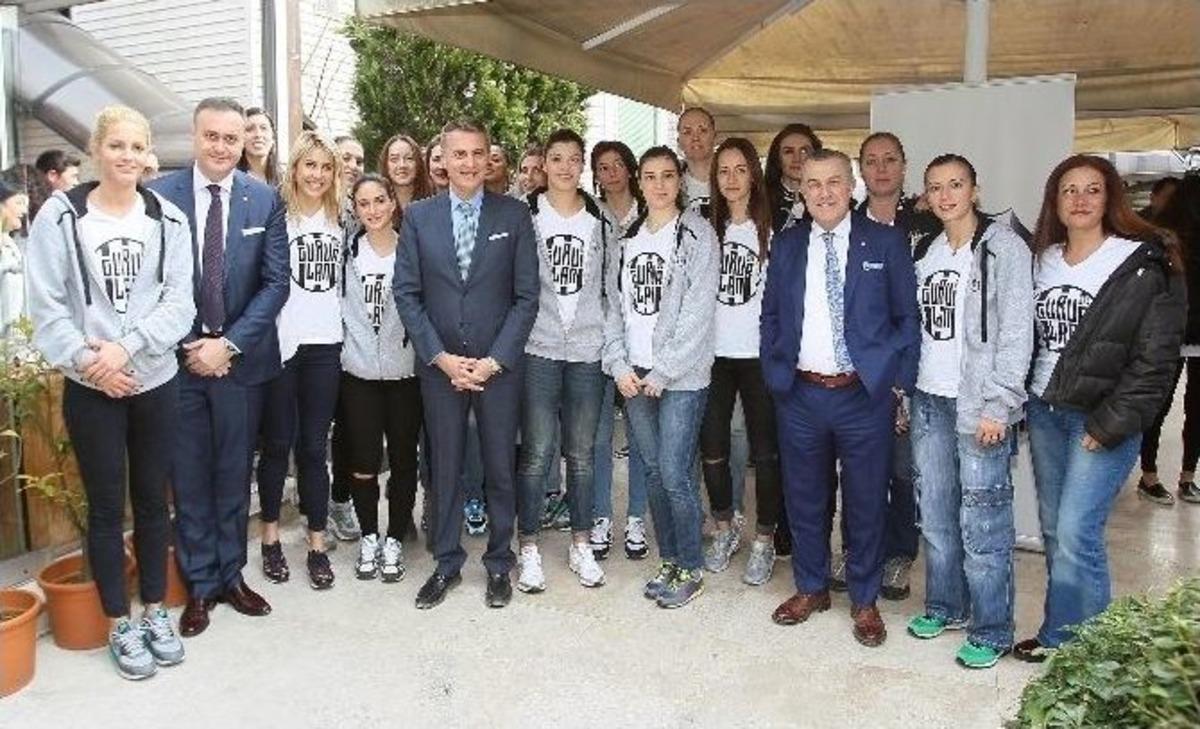 Fikret Orman Kadın Sporcuları Unutmadı