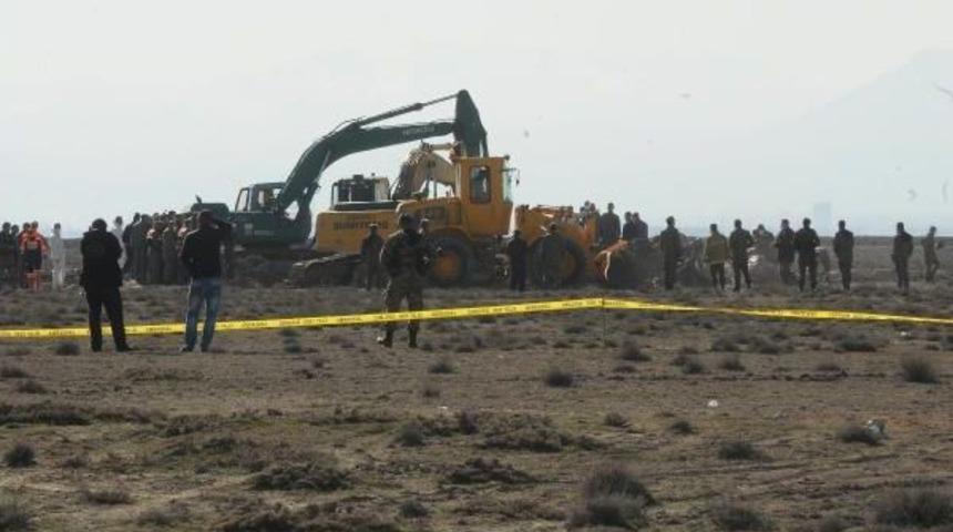 Konya'da Eğitim U&ccedil;ağı D&uuml;şt&uuml;: 2 Pilot Şehit(2)