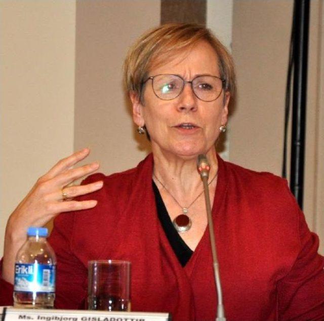 Trabzon Da, türkiye’De Kadınların Siyasete Katılımı Değerlendirildi 3