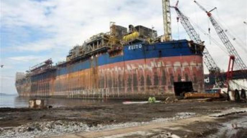 Dismantling Of Ship Feared To Contain Radioactive Material Begins In Aliağa Shipyard