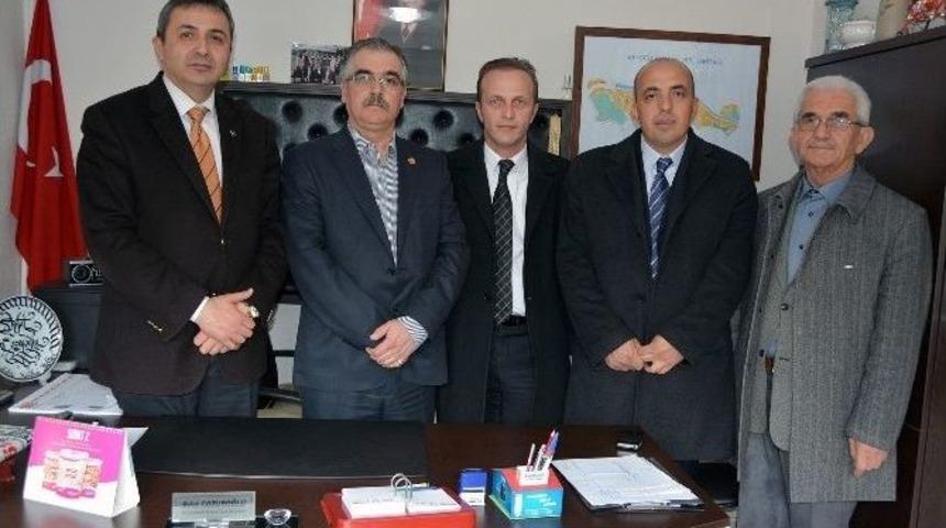 Emin &Ccedil;ınar, Mahalle Muhtarlarını Ziyaret Etti