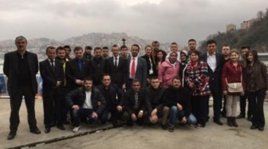G&ouml;k&ccedil;ebey&rsquo;den Dr. Hasan &Ouml;zg&uuml;r &Ouml;zen Tam Destek