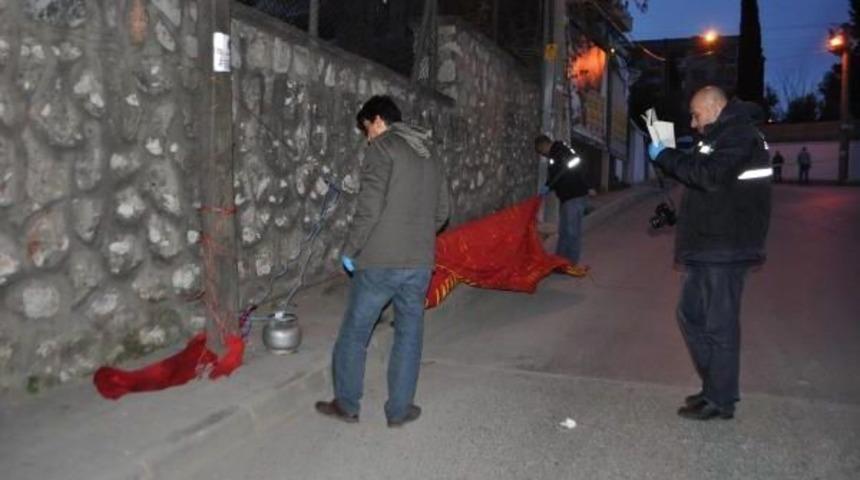 Bomba G&ouml;r&uuml;nt&uuml;s&uuml; Verilen Piknik T&uuml;p&uuml; Boş &Ccedil;ıktı
