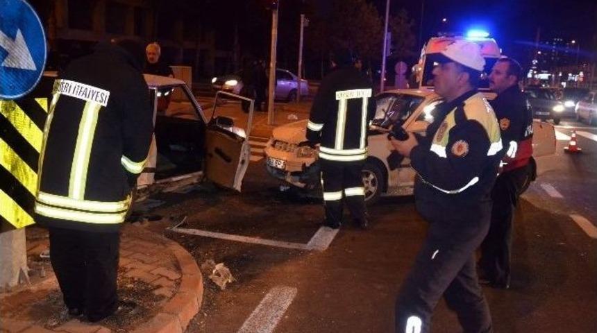 Kayseri&rsquo;de Trafik Kazası: 5 Yaralı