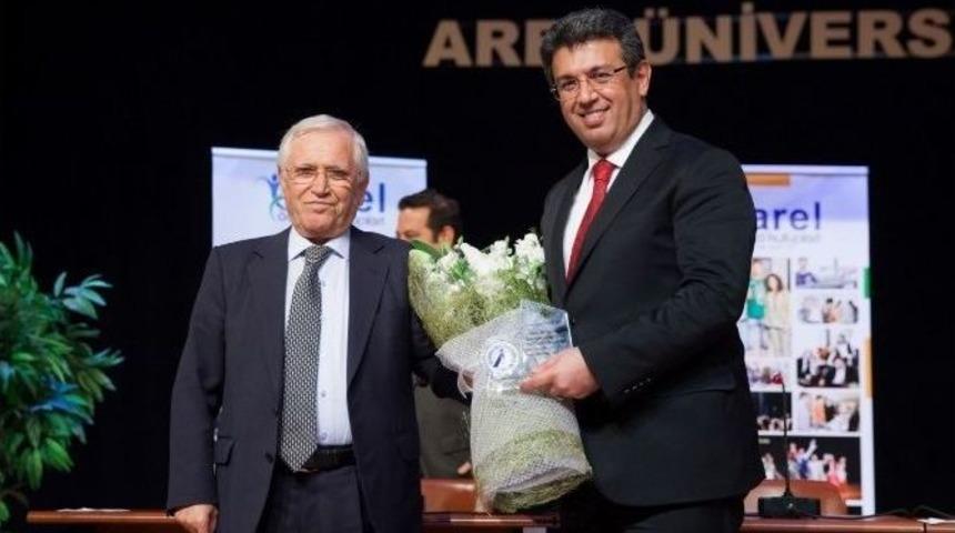 Başkan Karadeniz, Gen&ccedil;lerle Demokrasiyi Konuştu