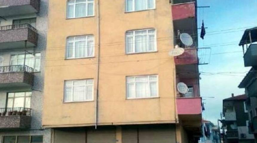 5 Yaşındaki Fatmanur 5'inci Kat Balkonundan D&uuml;ş&uuml;p &Ouml;ld&uuml;