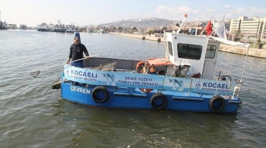 İzmit K&ouml;rfezinden 146 Ton Atık S&uuml;p&uuml;r&uuml;ld&uuml;