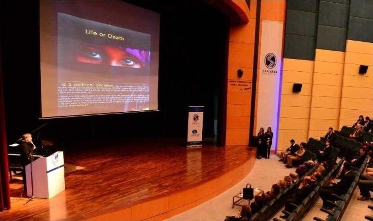 &ldquo;hangisinde Neredeyiz&rdquo; İsimli Sempozyum Ger&ccedil;ekleşti