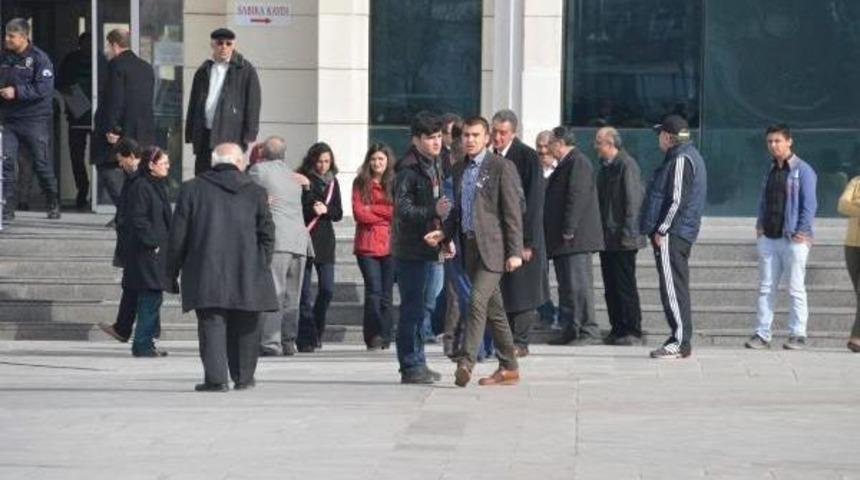 Cumhurbaşkanı'na Hakaretten Yargılanan Liseli M.e.a. I&ccedil;in 'reddi Hakim' Talebinde Bulunuldu