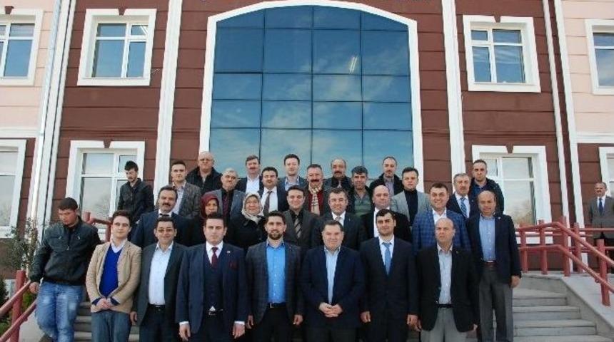 Başkan Hikmet Keskin Her G&uuml;n Bir İl&ccedil;eye Gidiyor