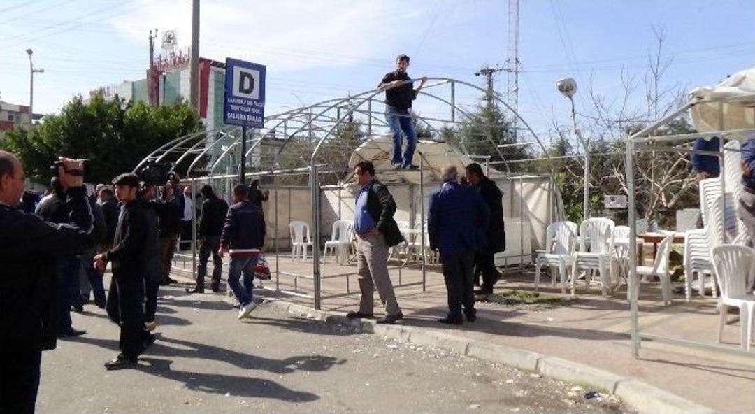 &Ccedil;adır Otogar Bir G&uuml;n A&ccedil;ık Kalabildi