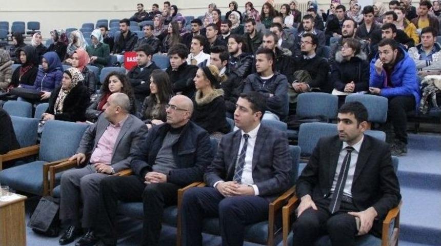 Elazığ&rsquo;da &lsquo;insanca Yaşamak İstiyorum&rsquo; Paneli