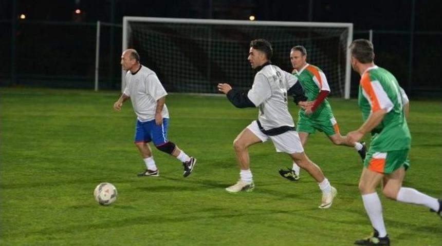 Ma&ccedil;ta Kazanan Dostluk Oldu