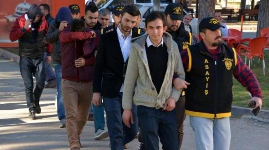 10 Kişi Liseli Kızı Tehdit Ederek Bir Yıl Ilişkiye Girmiş