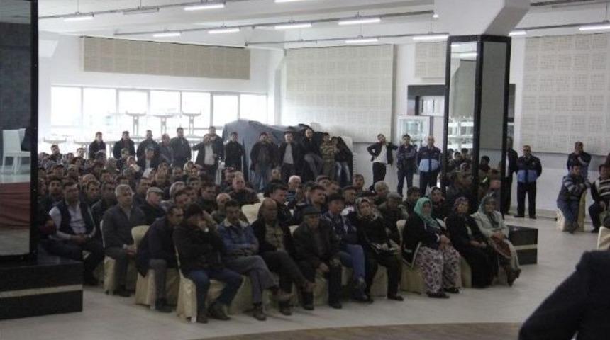 Burhaniye&rsquo;de Yeni Pazar Yeri İ&ccedil;in Kuralar &Ccedil;ekildi