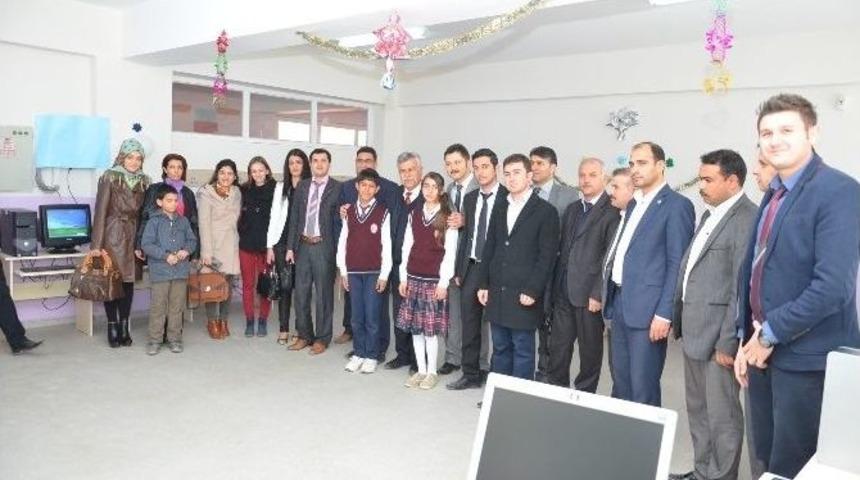 Viranşahir&rsquo;de Bilgisayar Laboratuvarı A&ccedil;ıldı