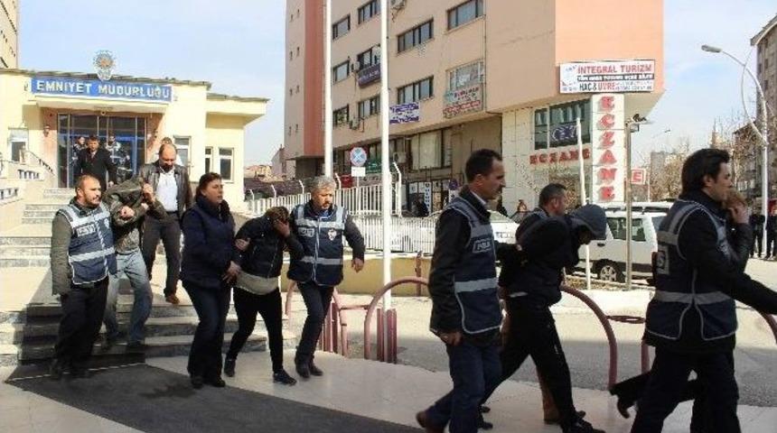 &Ccedil;orum&rsquo;da Fuhuş Operasyonu: 9 G&ouml;zaltı