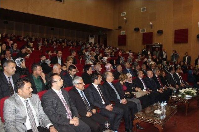 Beyazay Derneği Kilis Şubesi’nden 8 Mart Dünya Kadınlar Günü Etkinliği