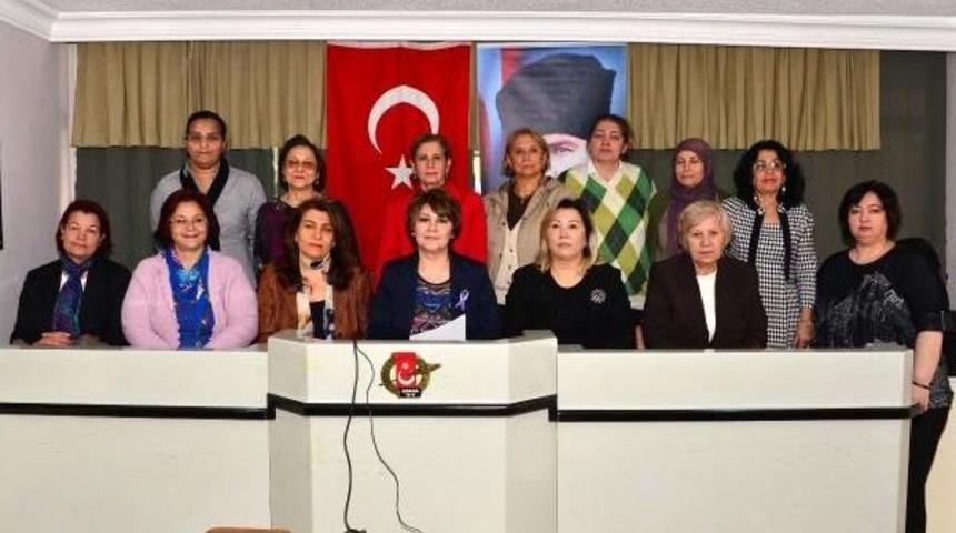 Kadınlardan 'mahalle Namusu' Tepkisi