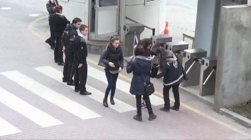 Kadınlardan "toplumsal Cinsiyet Adaleti Kongresi" Protestosu