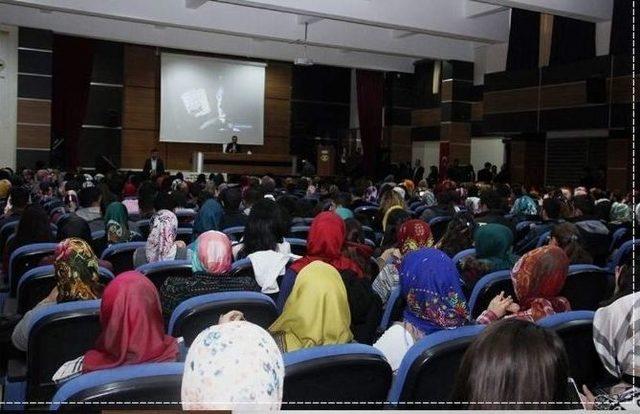 Yazar Hikmet Anıl Öztekin Siirt’e Geldi 1