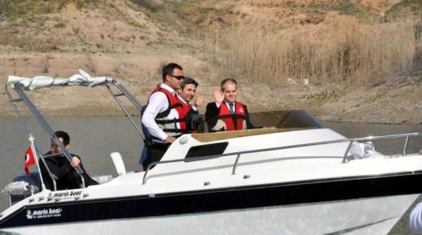 Gen&ccedil;lik Ve Spor Bakanı Kılı&ccedil; Adıyaman&rsquo;Da
