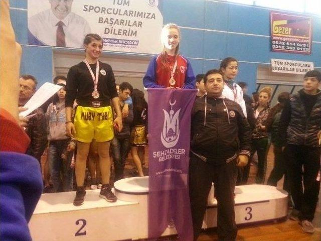 Ringin Şehzadeleri&rsquo;nden B&uuml;y&uuml;k Başarı 3