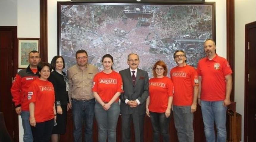 Akut &Uuml;yelerinden Başkan B&uuml;y&uuml;kerşen&rsquo;e Ziyaret